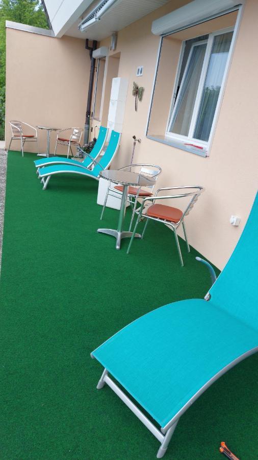 Joli Studio Avec Terrasse Et Vue Exclusivement Pour Non Fumeurs 贝尔蒙叙尔洛桑 外观 照片