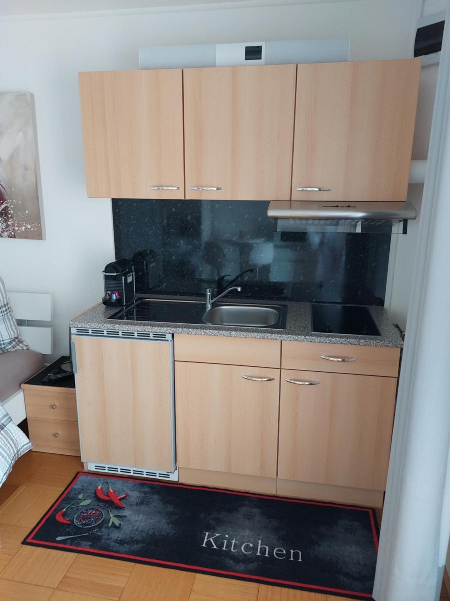 Joli Studio Avec Terrasse Et Vue Exclusivement Pour Non Fumeurs 贝尔蒙叙尔洛桑 外观 照片